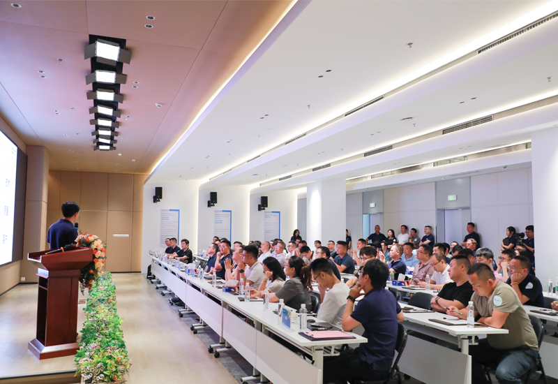 南宫NG28新品 | 植物照明专属多边形战士VP-E、VP-G，，，高集成、超稳固